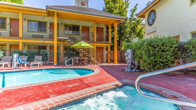 Photo of Comfort Inn Santa Cruz North