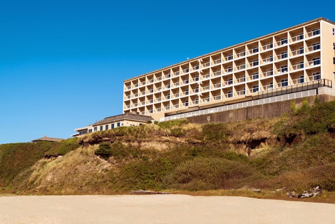 Photo of Elizabeth Oceanfront Suites