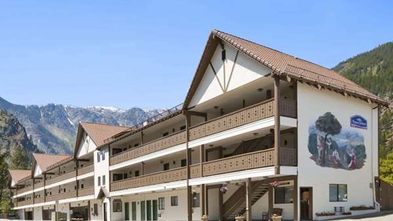 Photo of Howard Johnson by Wyndham Leavenworth