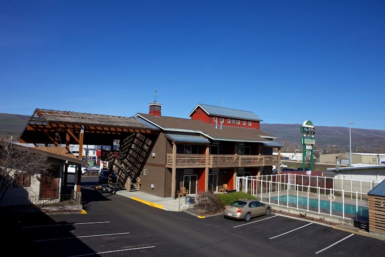 Photo of Cousins' Country Inn