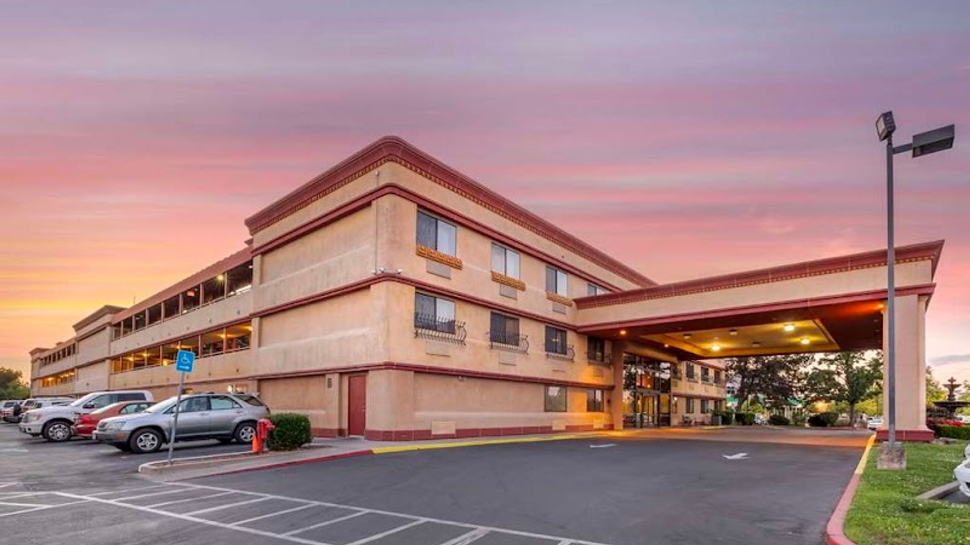 Best Western Plus Orchid Hotel & Suites