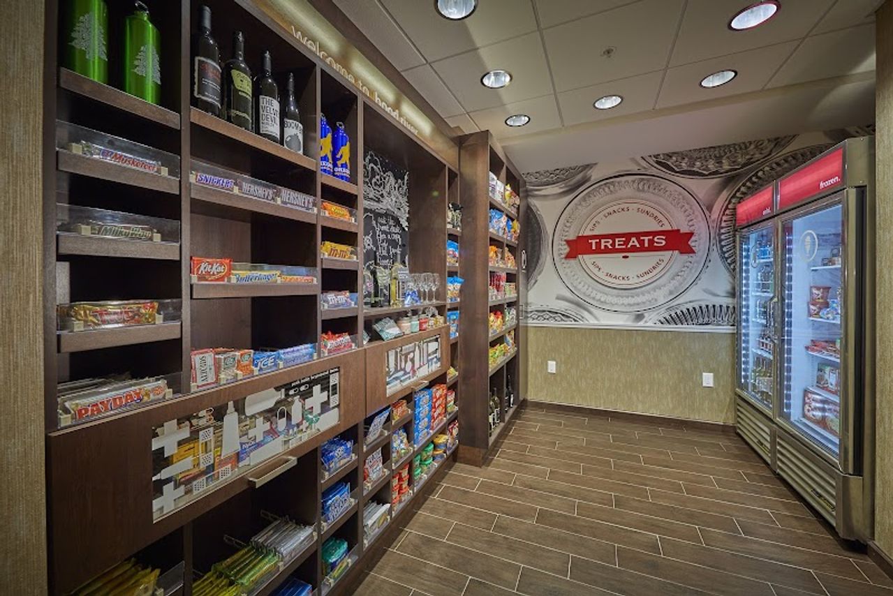 Photo of Hampton Inn & Suites Hood River