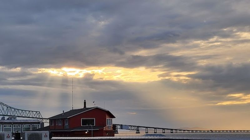 Photo of Pilot House