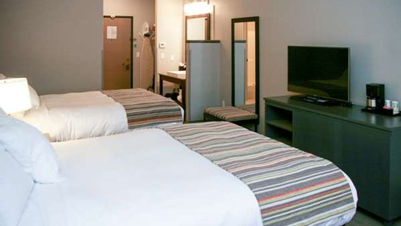 Photo of Country Inn & Suites by Radisson, Prineville, OR