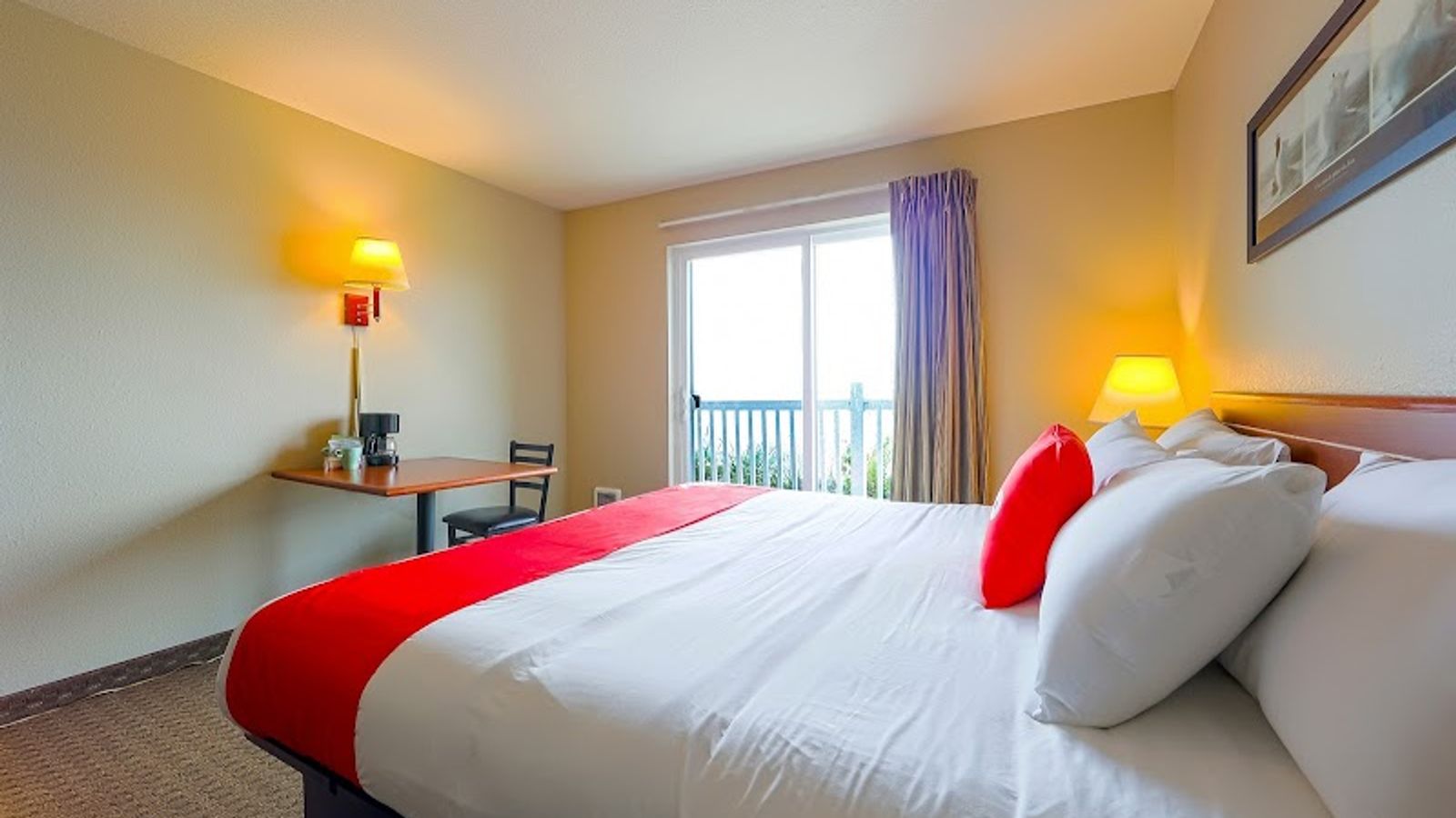 Photo of Siletz Bay Beachfront Hotel by OYO Lincoln City