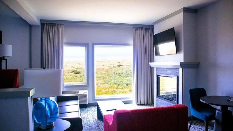 Photo of Quinault Beach Resort and Casino - Newly remodeled, smoke-free rooms with fireplace and couches