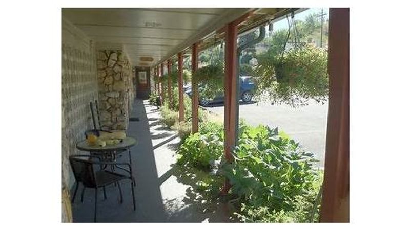 Photo of Rugged Country Lodge