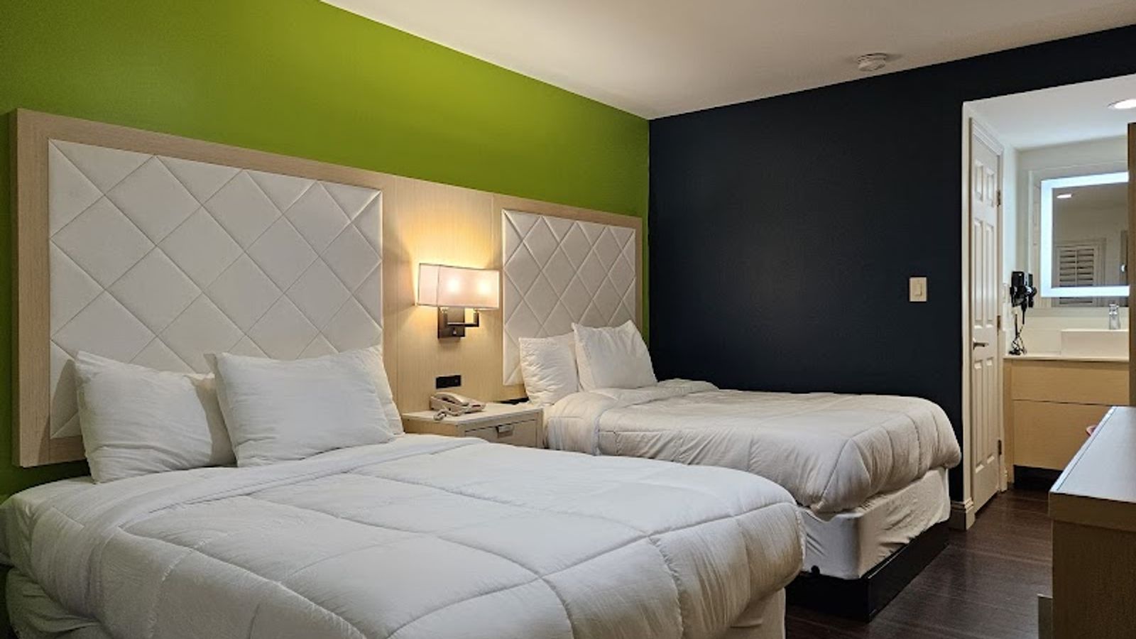 Photo of Signature Inn Berkeley