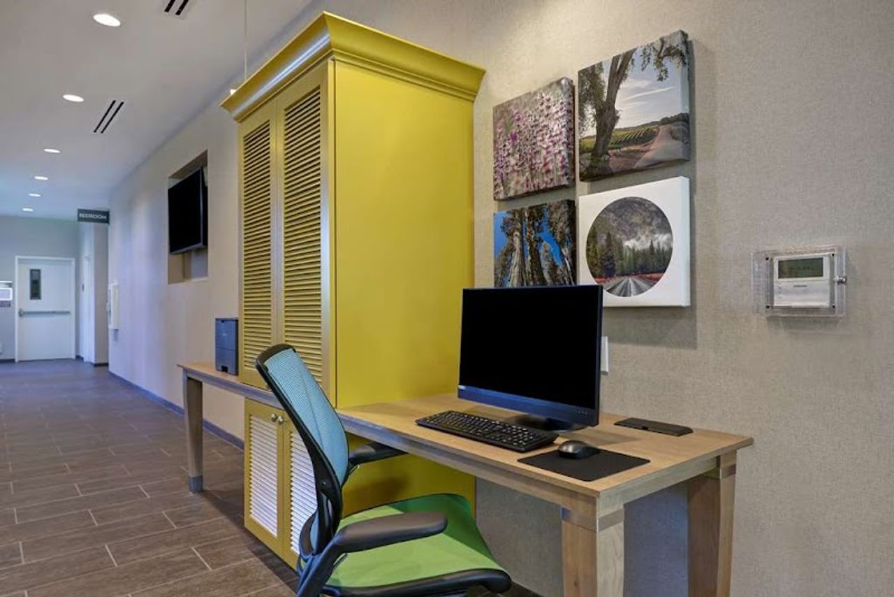 Photo of Home2 Suites by Hilton Turlock