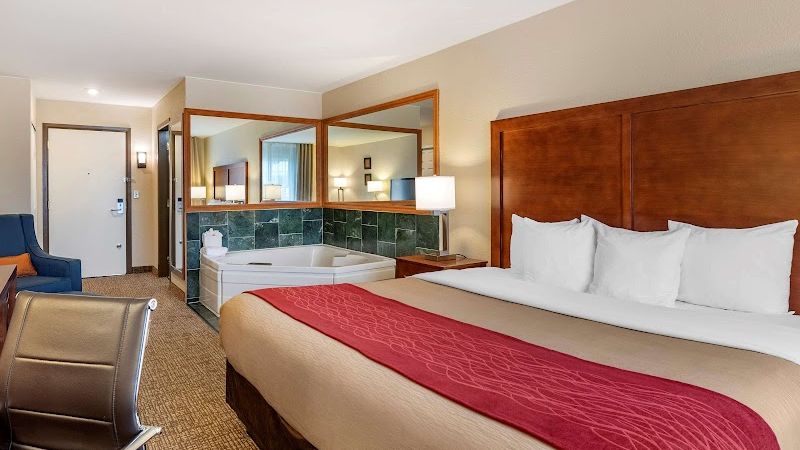 Photo of Comfort Inn & Suites