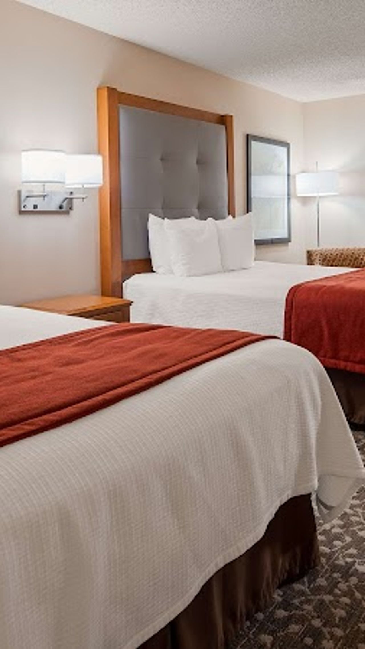 Photo of Best Western Plus Oak Harbor Hotel & Conference Center