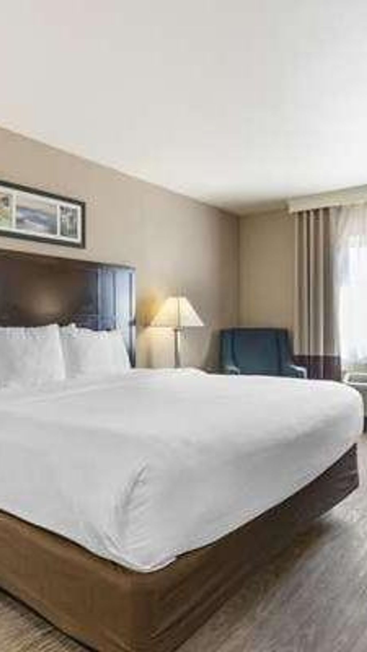 Photo of Comfort Inn Troutdale-Portland East