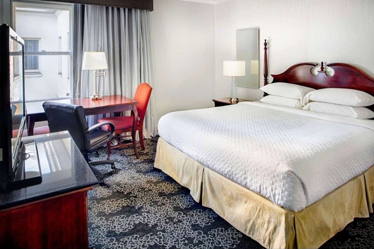 Embassy Suites by Hilton Portland Downtown - Room