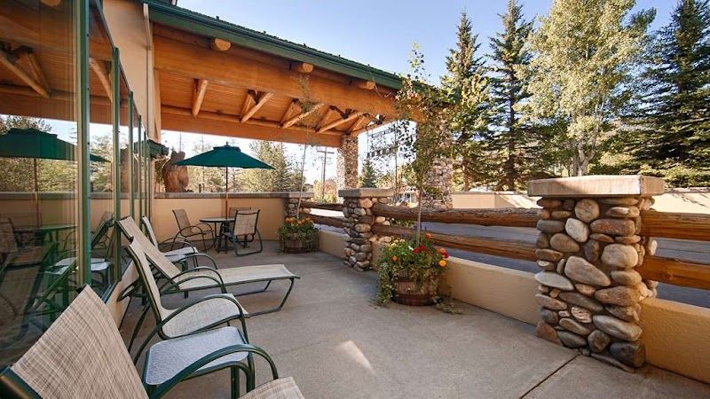 Photo of Best Western Plus Kentwood Lodge