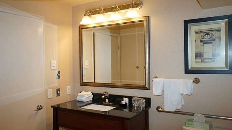 Photo of Wingate by Wyndham Bellingham Heritage Inn