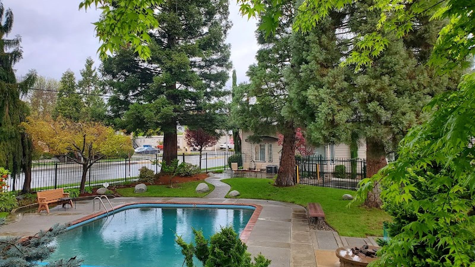 Photo of Redwood Hyperion Suites