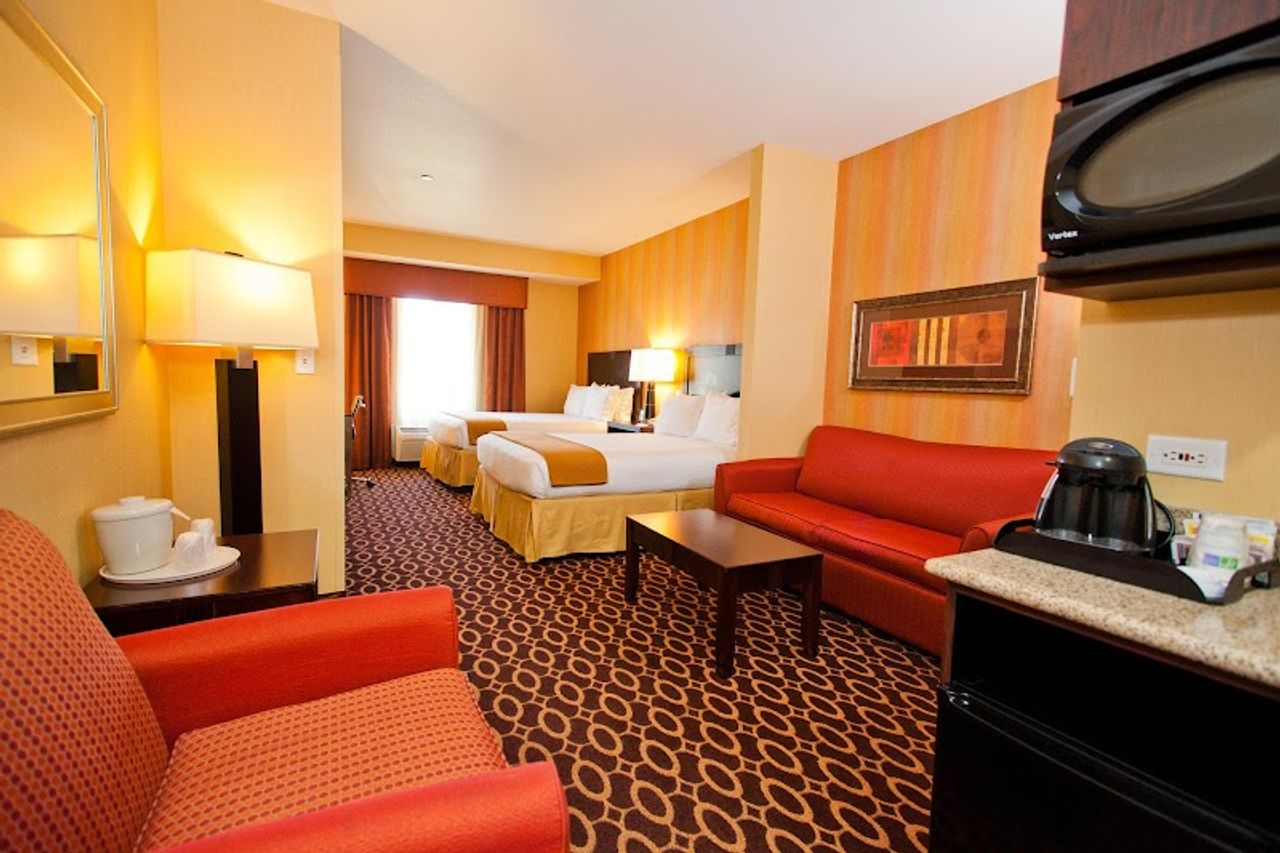 Photo of Holiday Inn Express & Suites Sacramento NE Cal Expo, an IHG Hotel