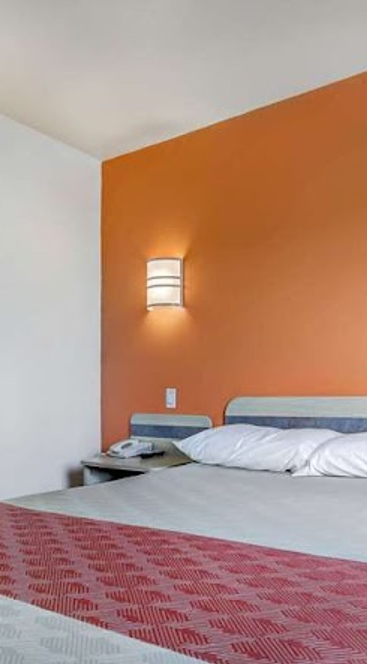 Photo of Motel 6 Roseburg, OR