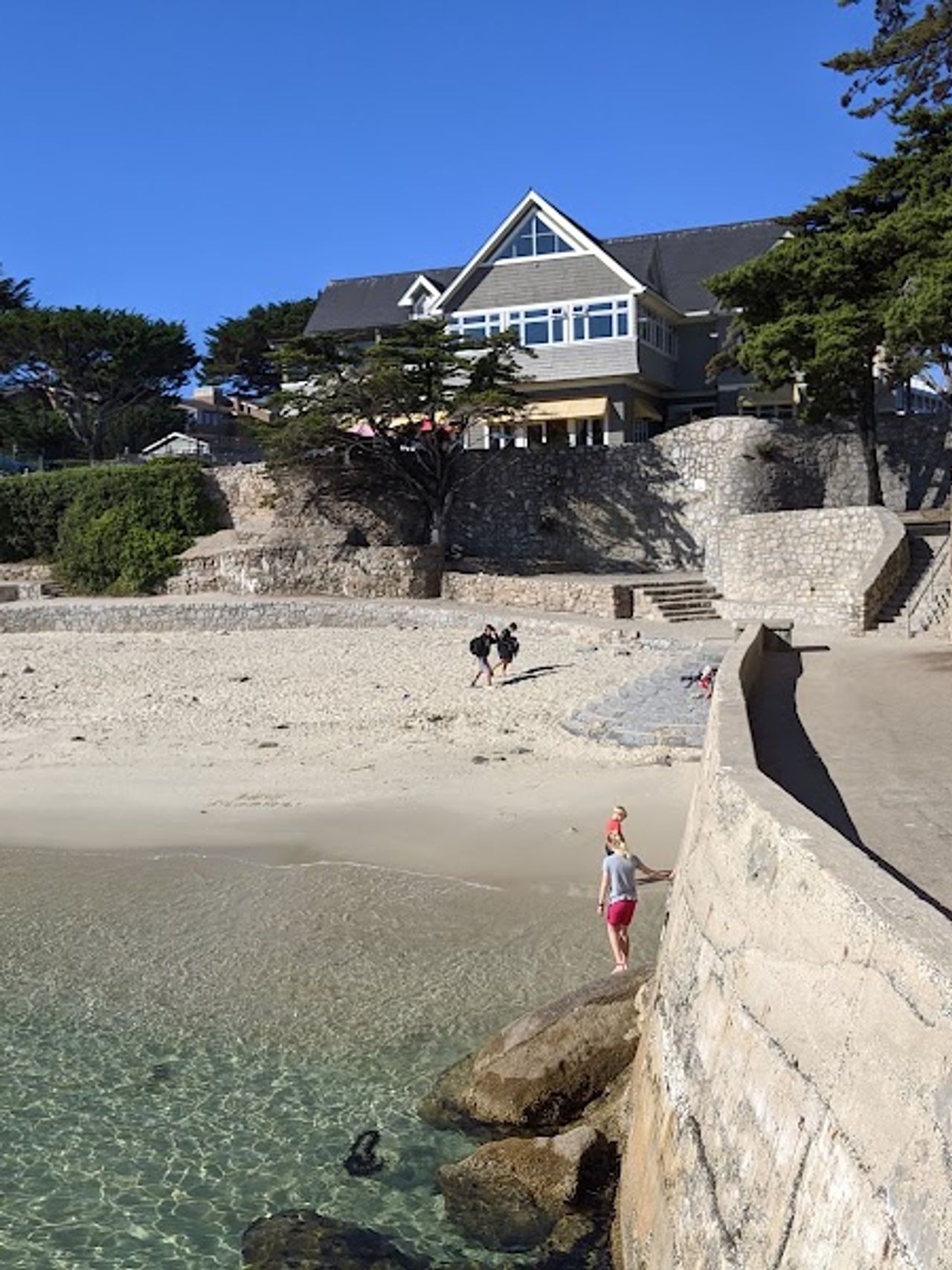 Photo of Lovers Point Inn - Beach Access
