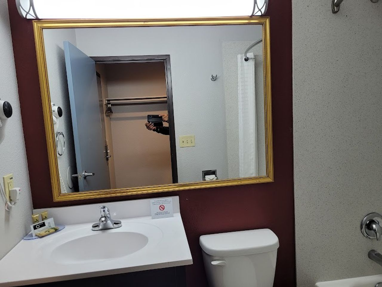 Photo of Vagabond Inn Executive Hayward