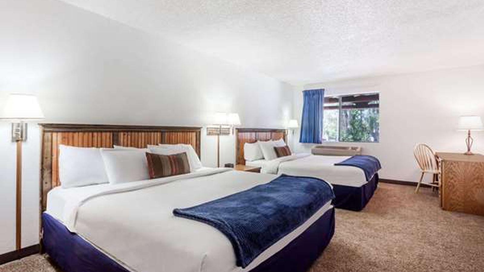 Photo of Days Inn by Wyndham Sandpoint