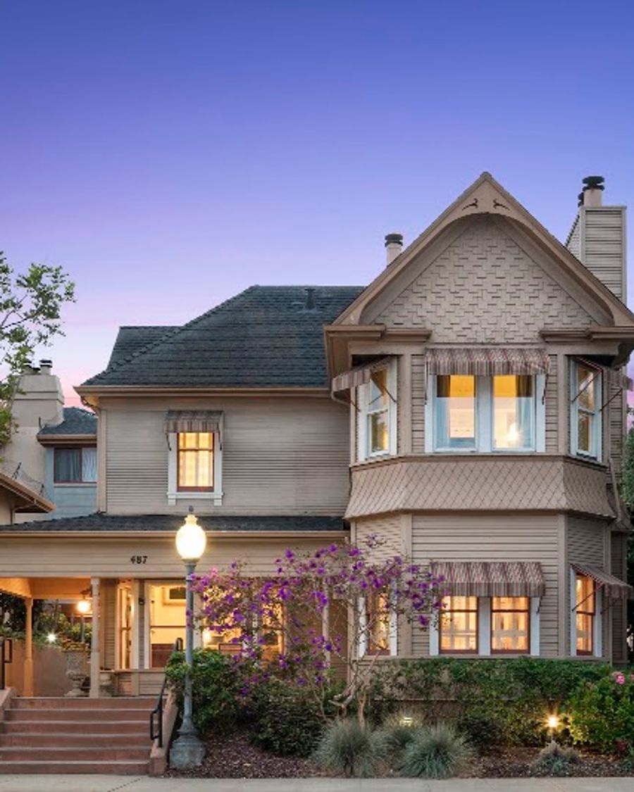 Victorian Inn
