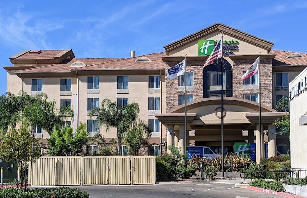 Photo of Holiday Inn Express & Suites Fresno Northwest-Herndon, an IHG Hotel