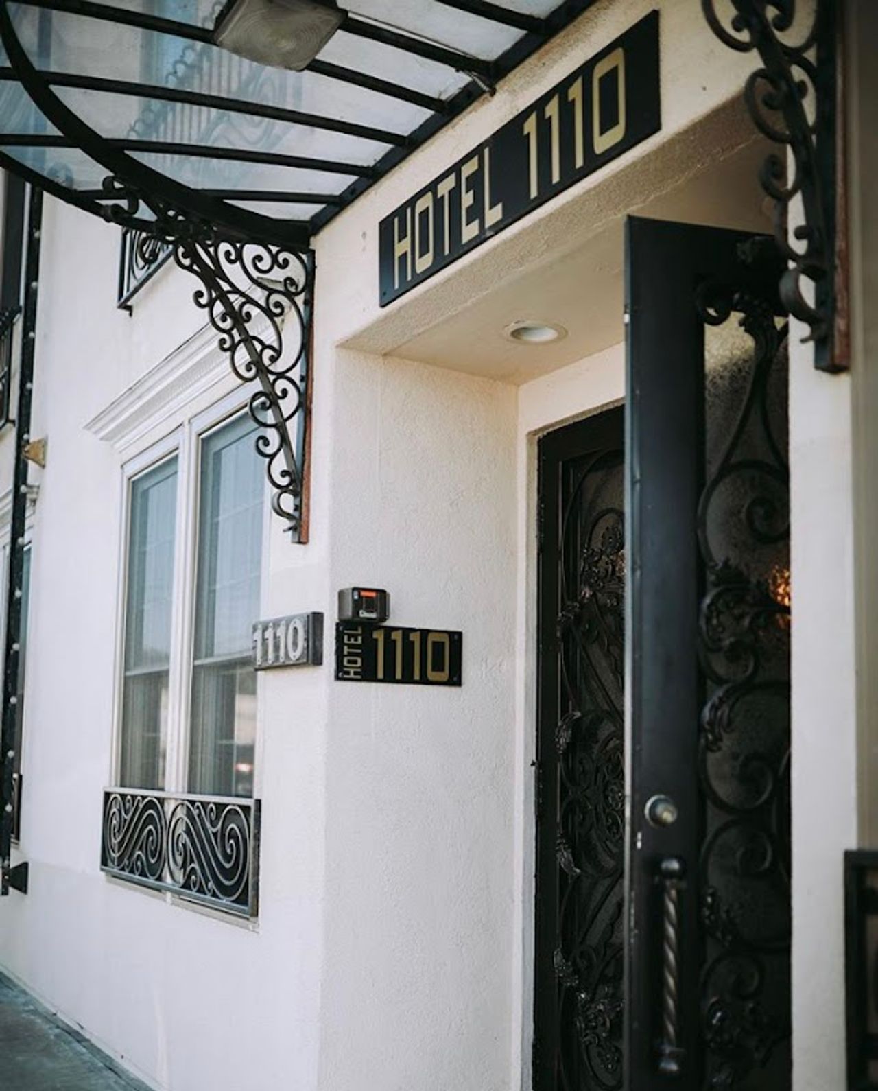 Photo of Hotel 1110 - Exterior, Property Entrance