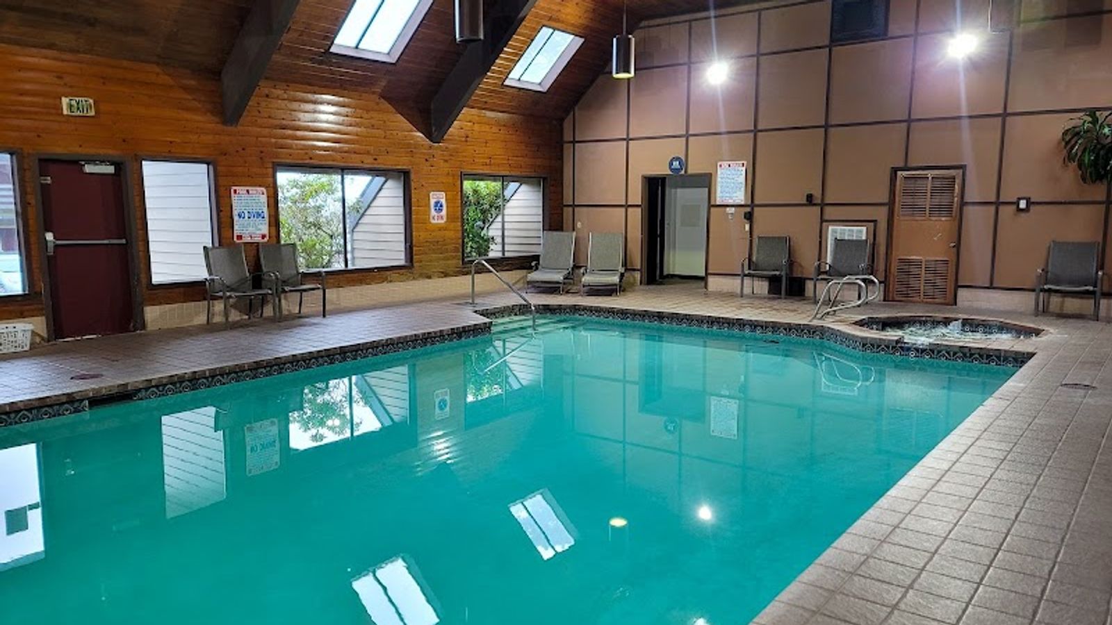 Photo of SureStay Plus by Best Western Gold Beach