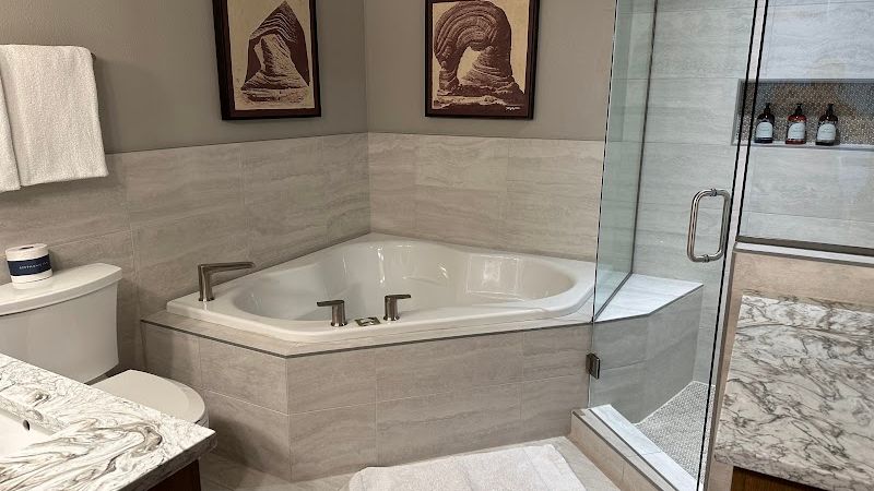 Photo of Stephanie Inn & Dining Room