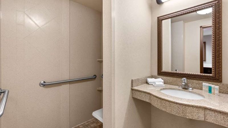 Photo of Hampton Inn & Suites Burlington