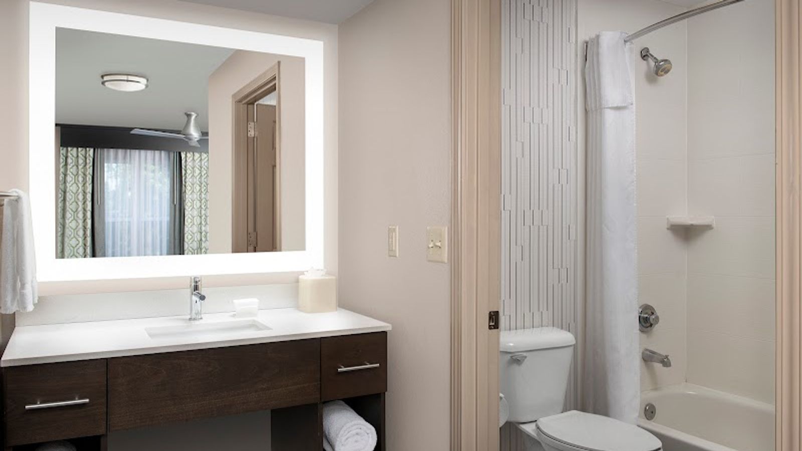 Photo of Homewood Suites by Hilton Hillsboro/Beaverton