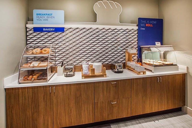 Photo of Holiday Inn Express & Suites Berkeley by IHG