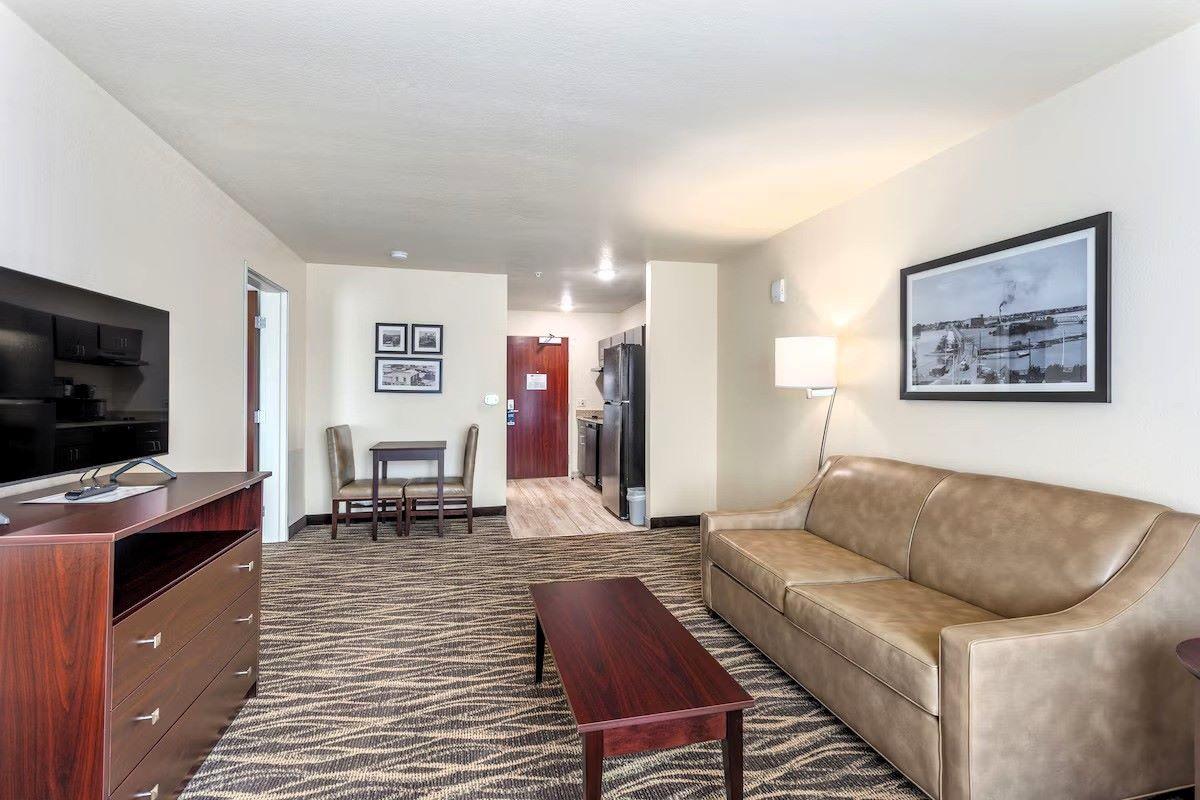 Cobblestone Hotel & Suites - Lynden - Suite