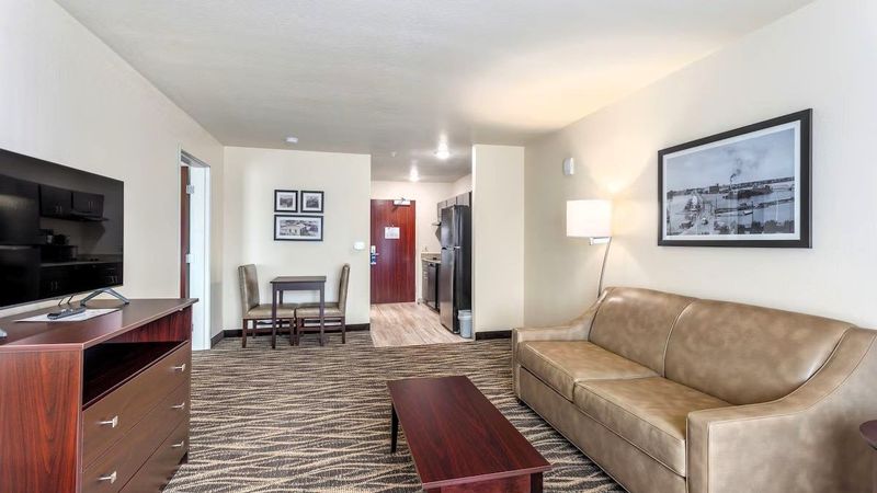Cobblestone Hotel & Suites - Lynden - Suite