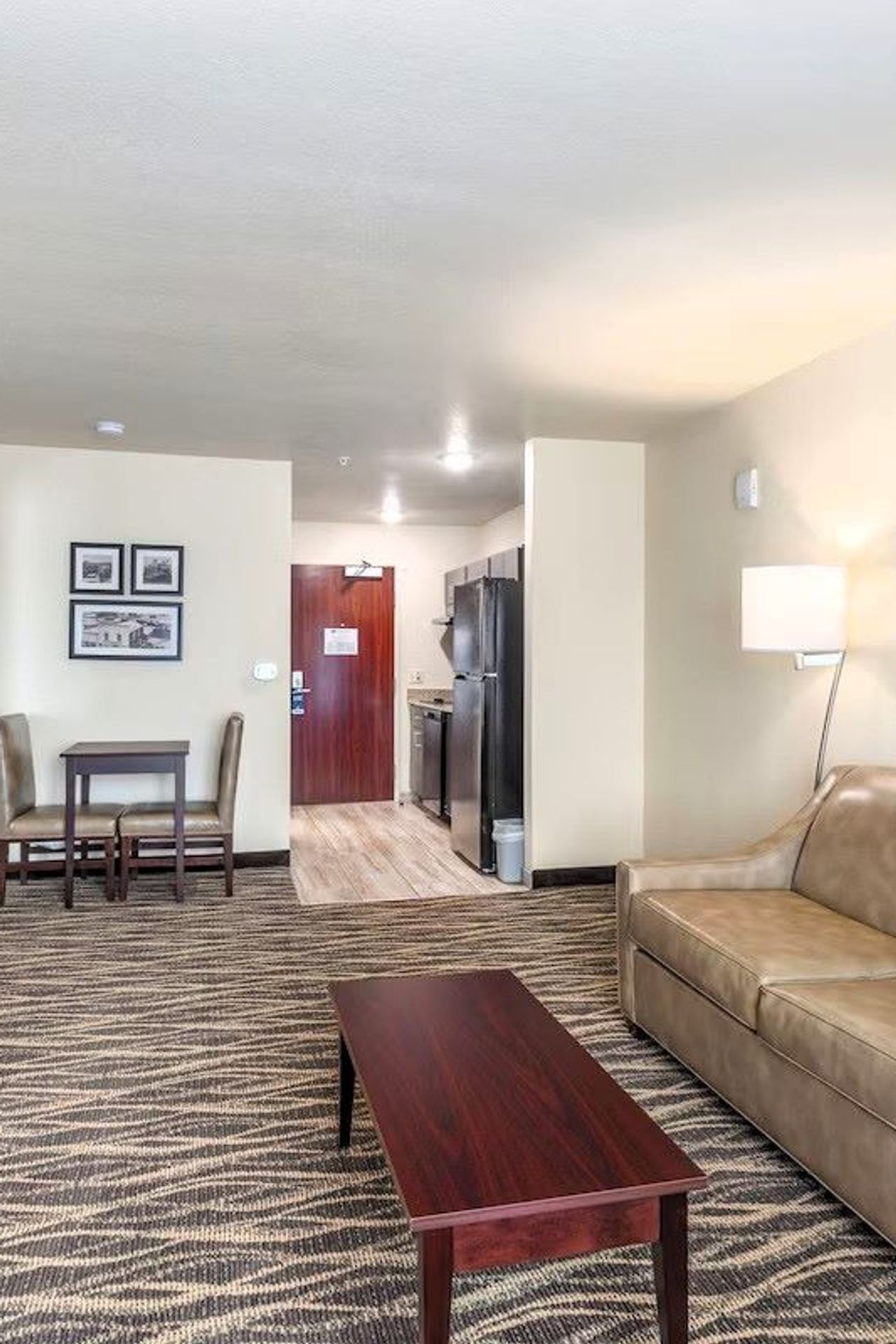 Cobblestone Hotel & Suites - Lynden - Suite
