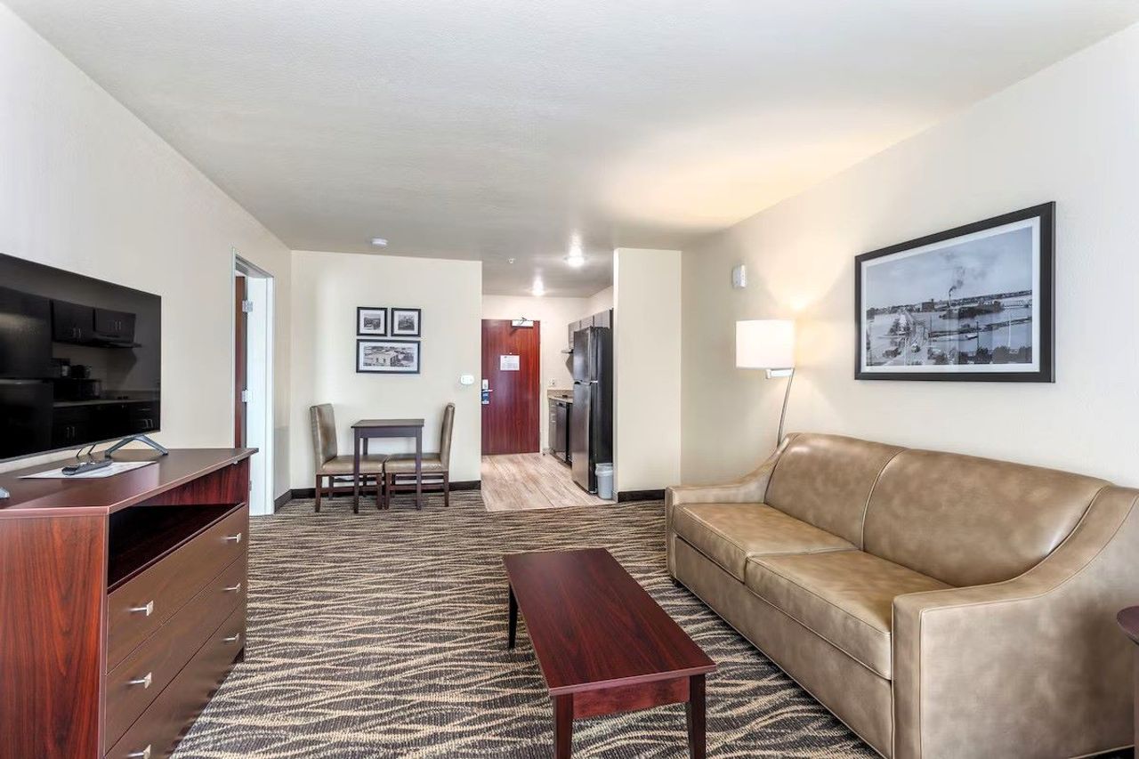 Cobblestone Hotel & Suites - Lynden - Suite