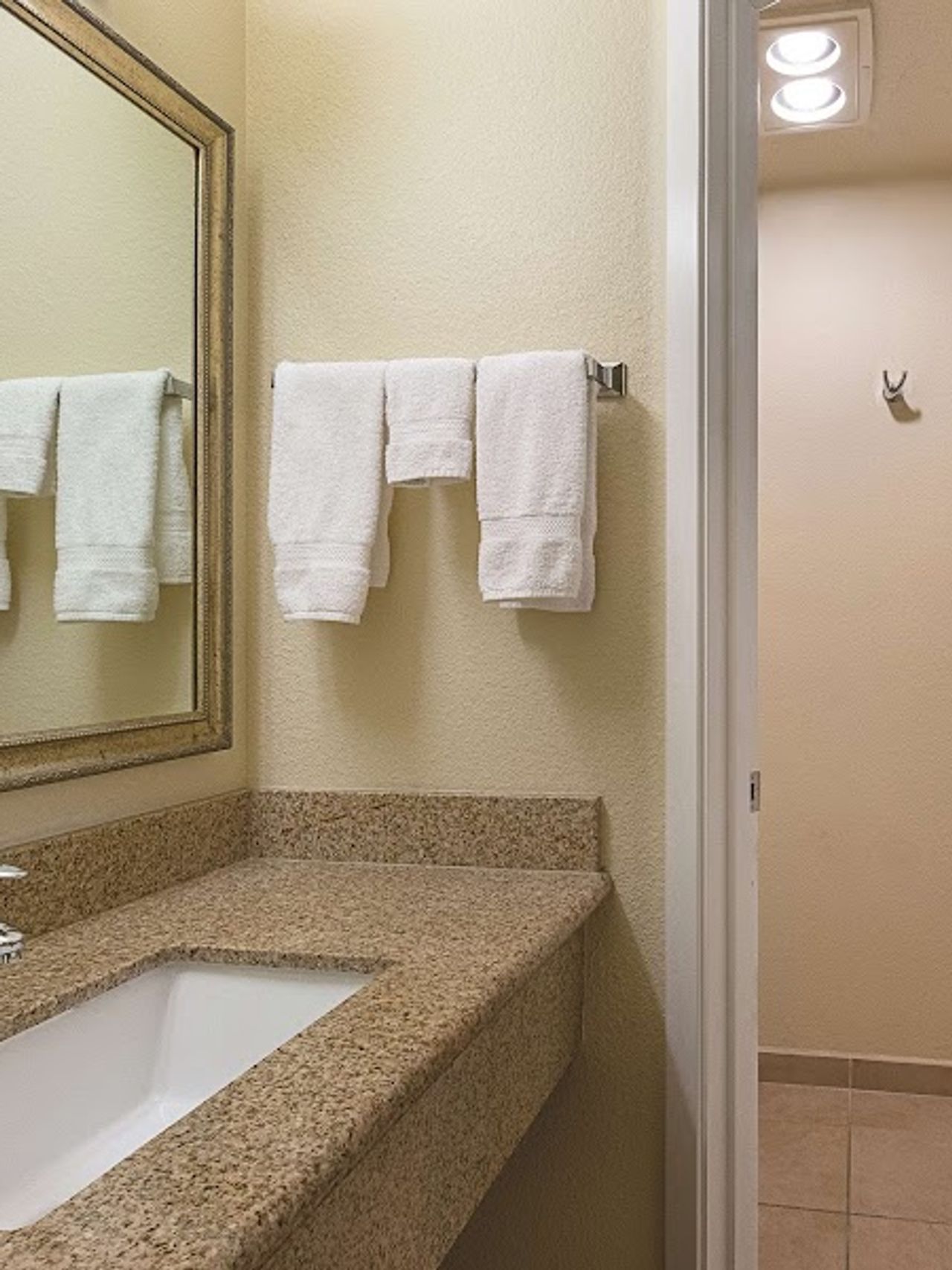 Photo of La Quinta Inn & Suites by Wyndham Portland NW