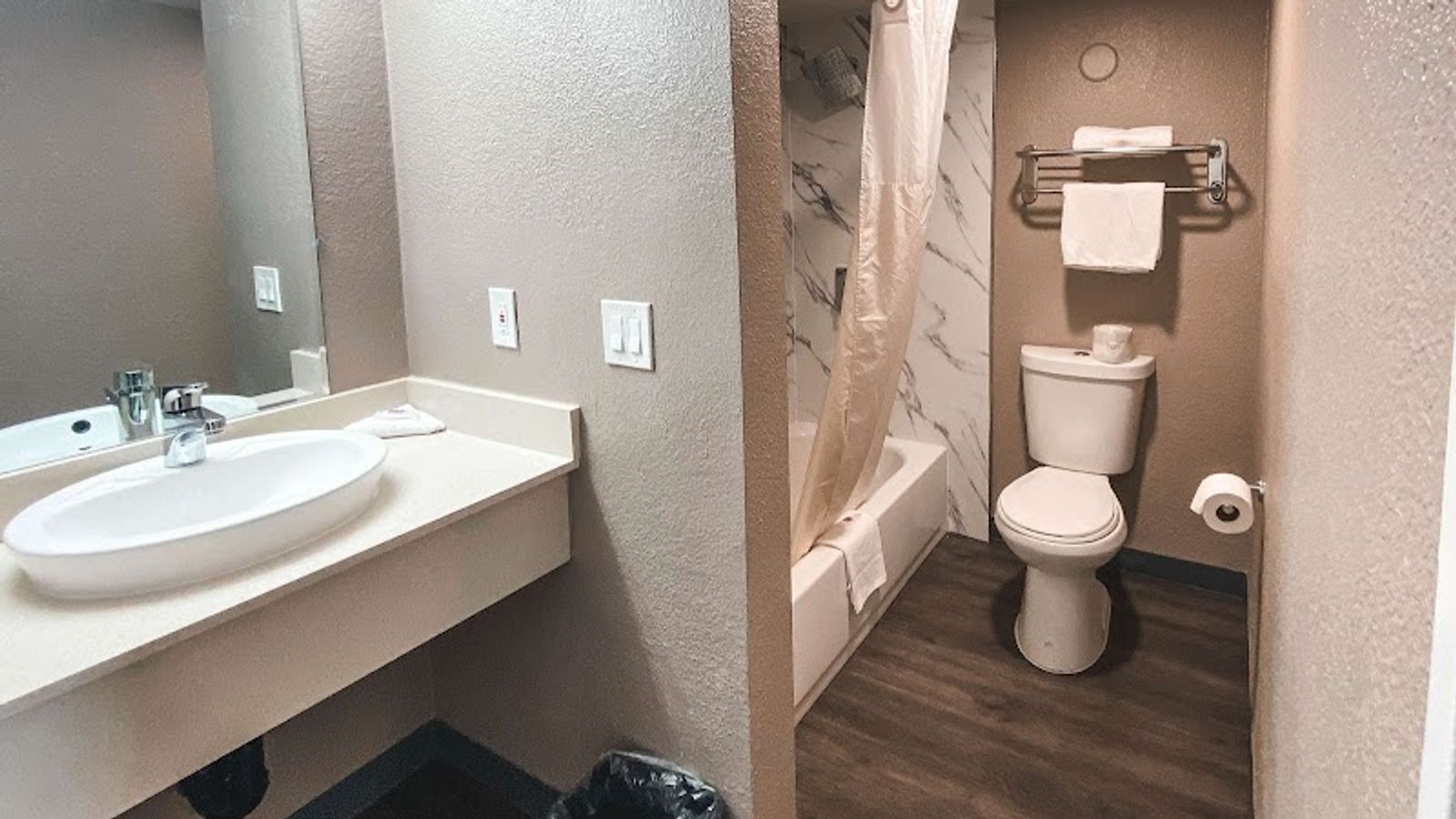 Photo of Motel 6 West Sacramento, CA