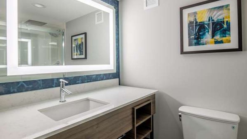 Photo of La Quinta Inn & Suites by Wyndham Spokane Downtown