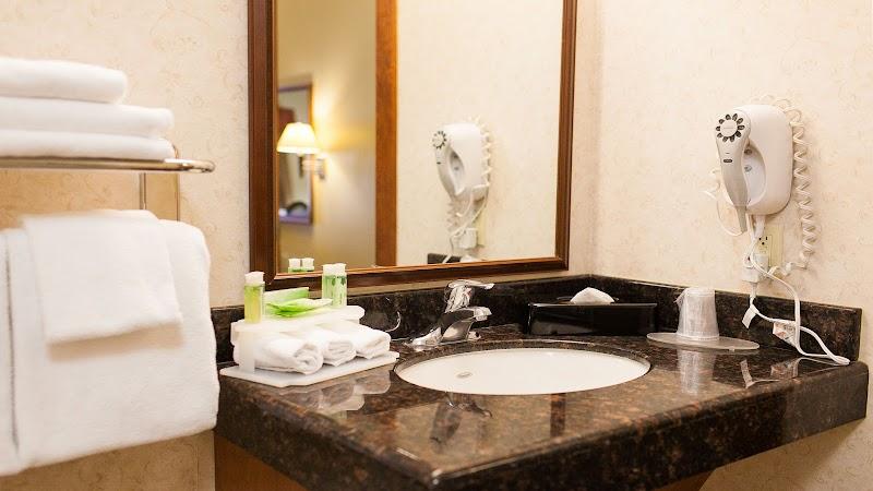Photo of Holiday Inn Express & Suites Turlock-Hwy 99 by IHG