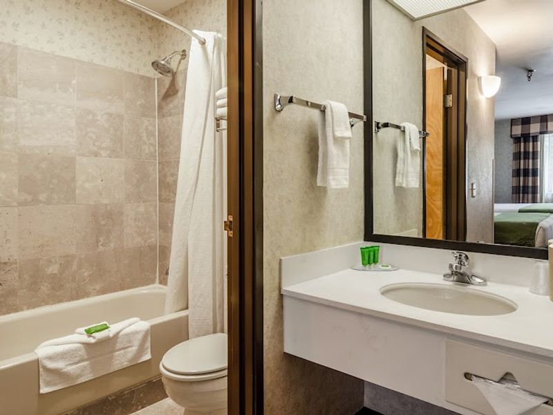 Photo of GuestHouse Poulsbo