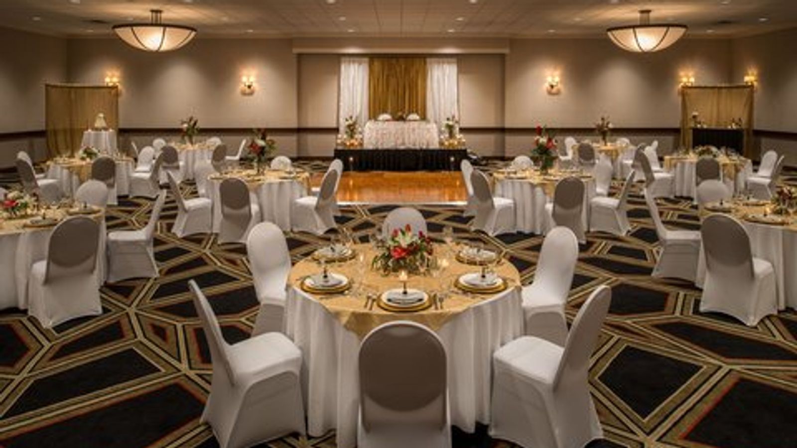 Photo of Four Points by Sheraton Bellingham Hotel & Conference Center