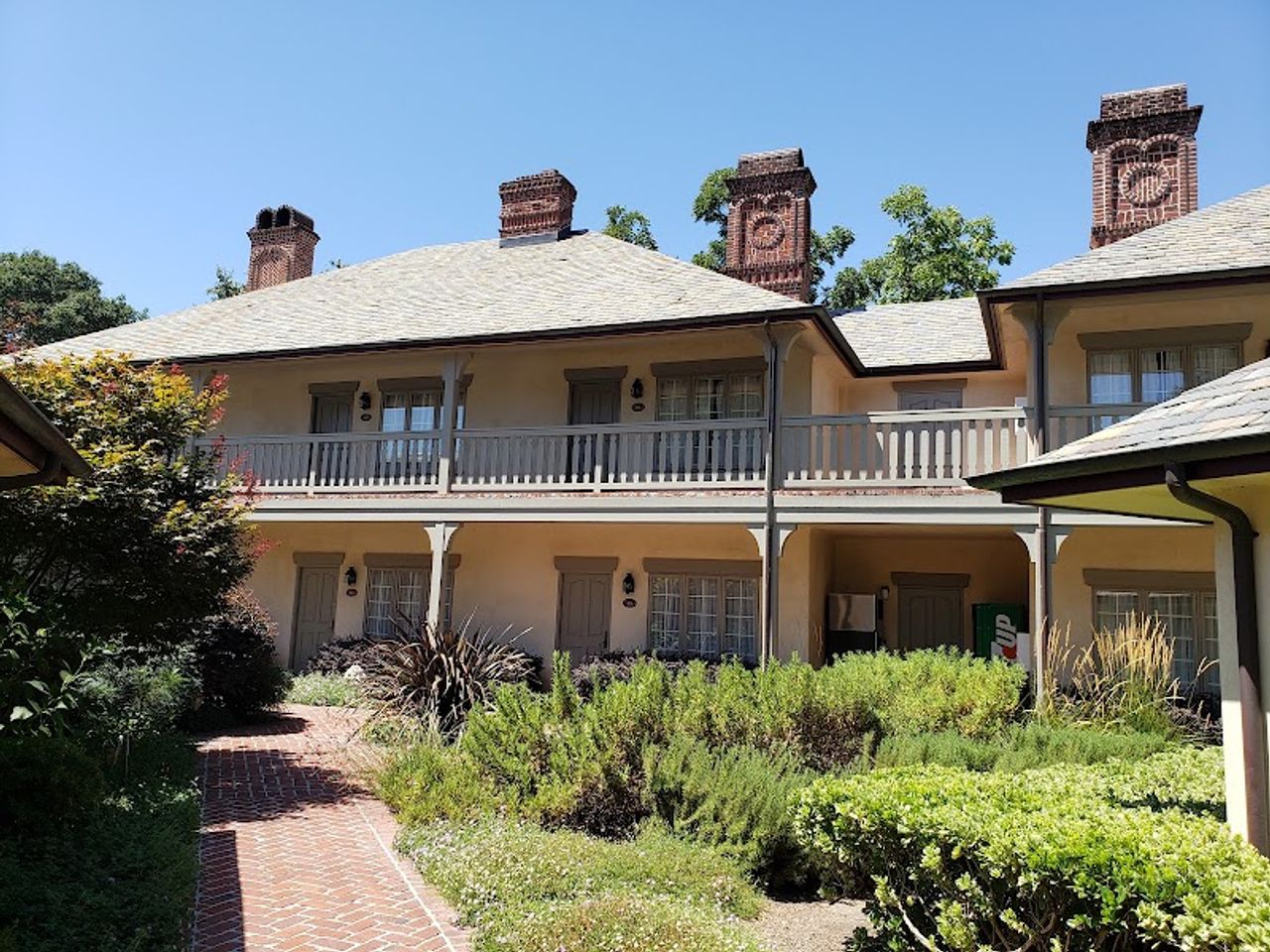 Photo of Vineyard Country Inn