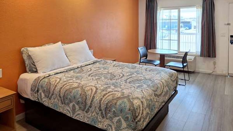 Photo of Rodeway Inn Alameda-Oakland