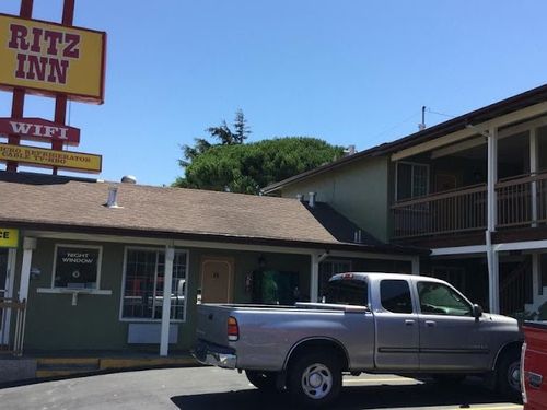 Ritz Inn