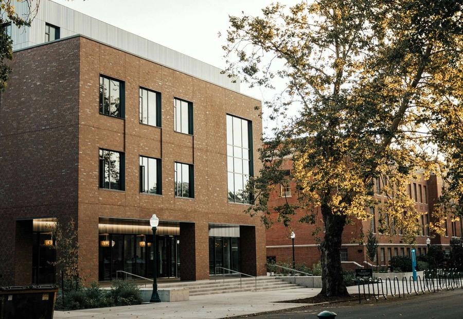 An empty campus in Eugene, OR, USA