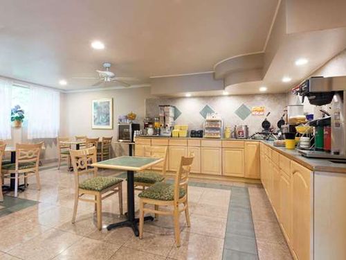 Photo of Days Inn by Wyndham Seatac Airport