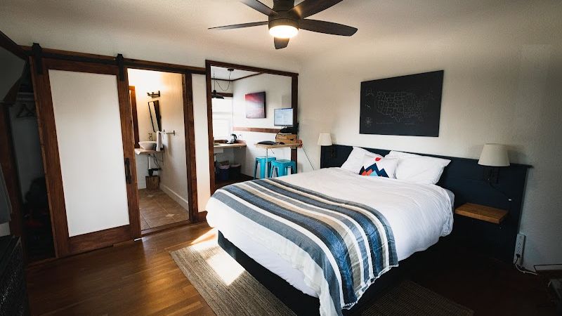 Photo of Left Coast Lodge