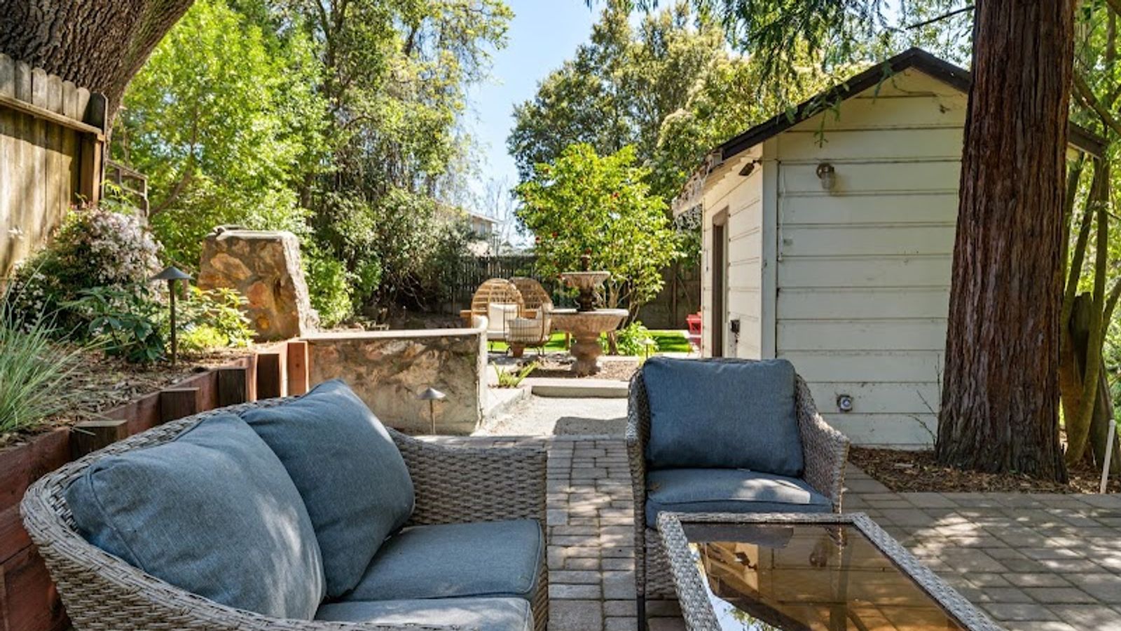 Photo of Cinnamon Bear Creekside Inn